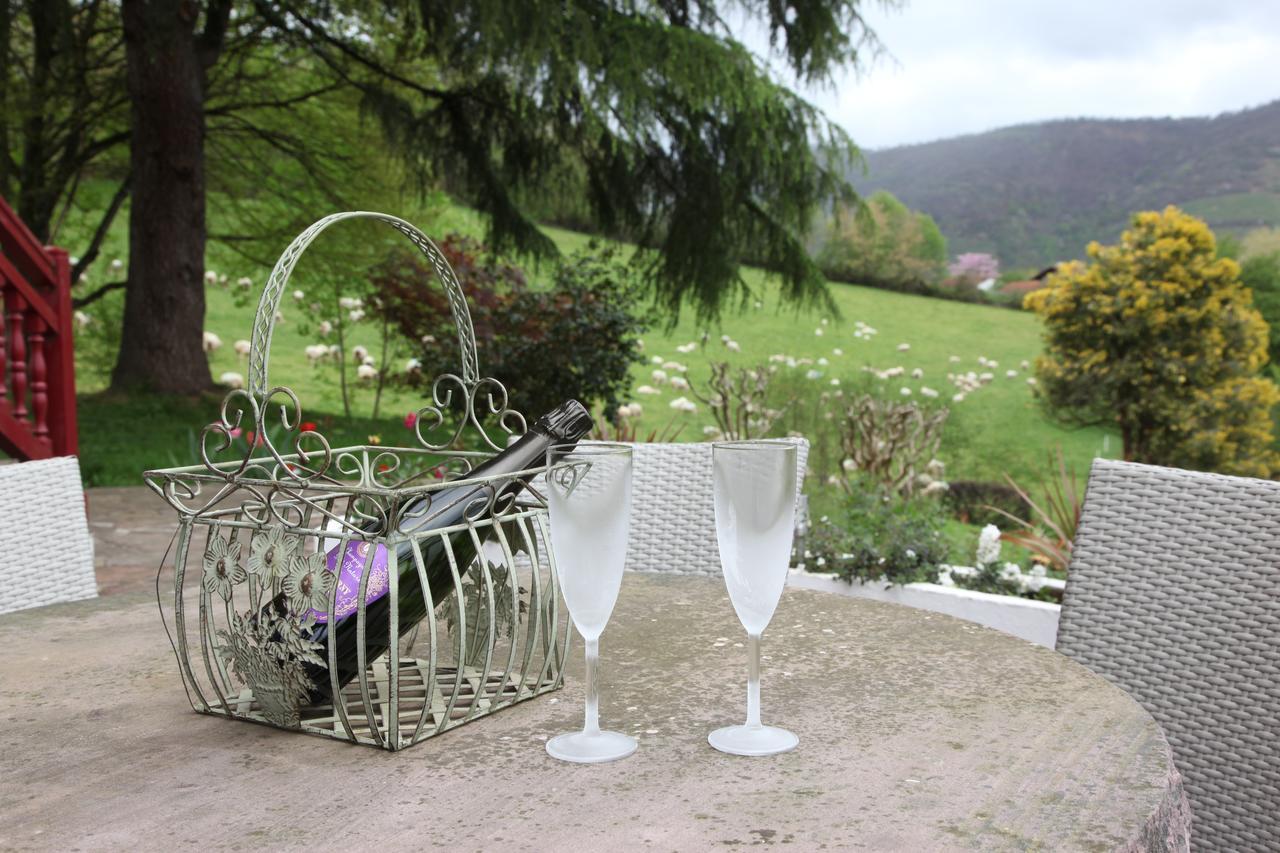 Gure Lana Bed & Breakfast Saint-Jean-Pied-de-Port Exterior photo